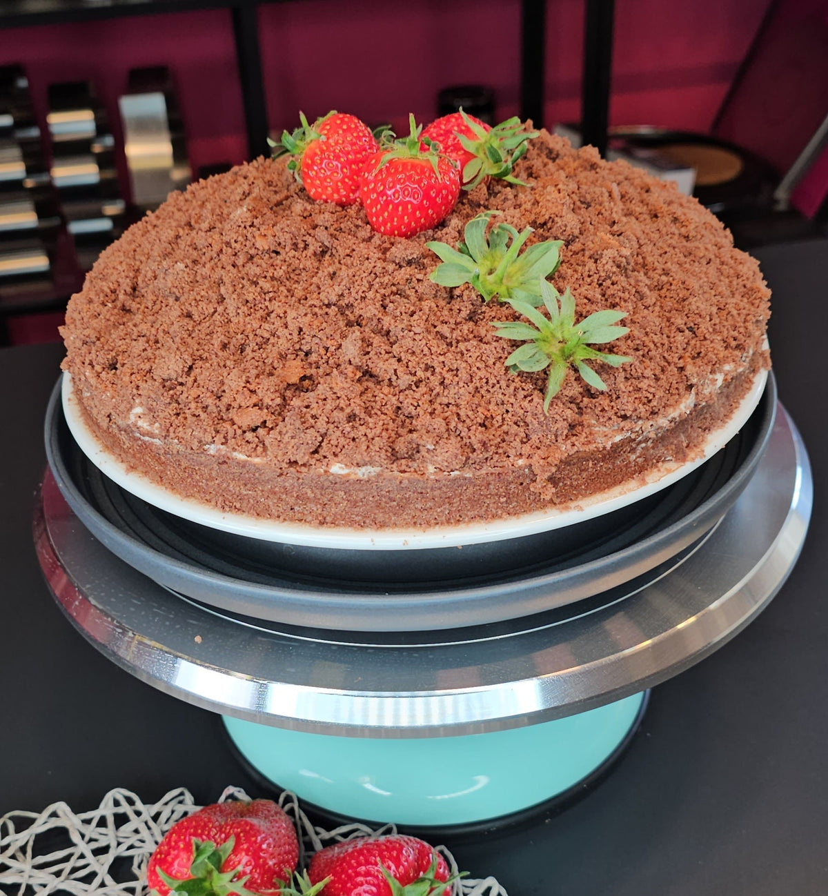 Fruchtiger Erdbeer-Maulwurfkuchen